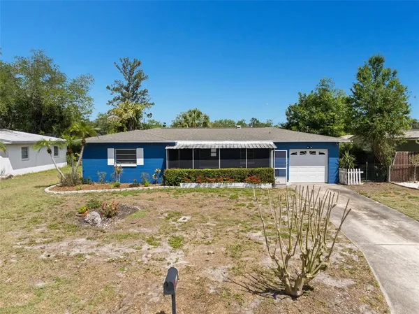 $399,000 | 2027 Valencia Way, Clearwater, FL 33764