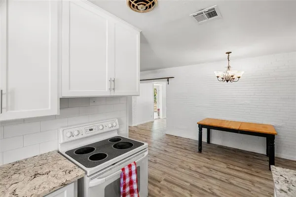 $399,000 | 2027 Valencia Way, Clearwater, FL 33764