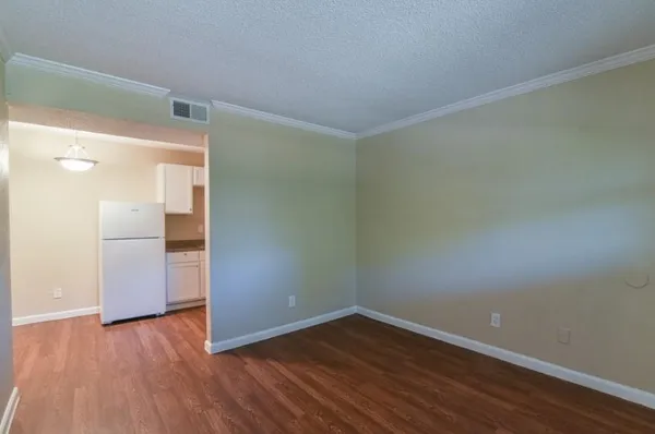 $945 | 8128 Barclay Street, Unit 105A, Dallas, TX 75227