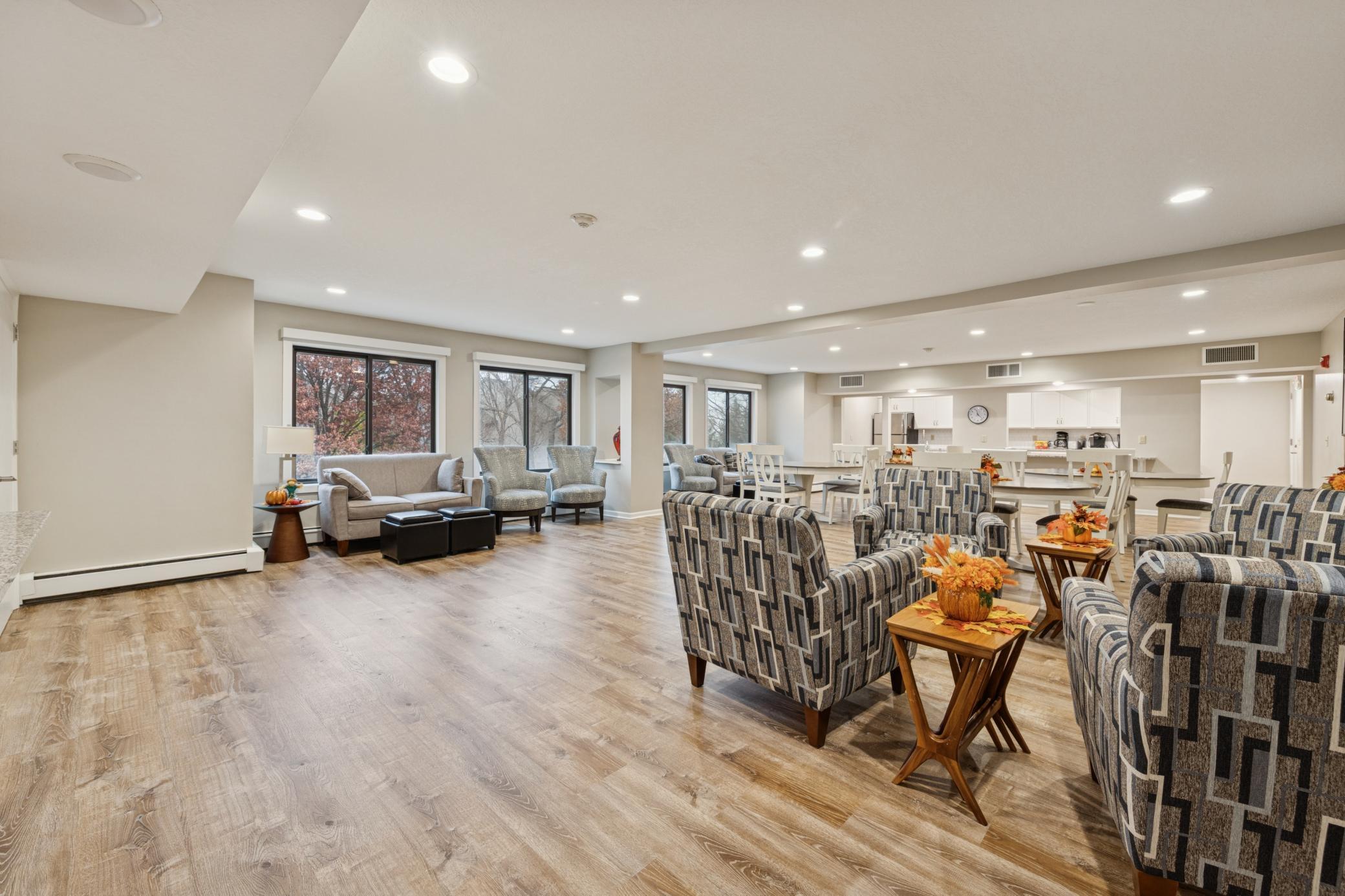 7510 Cahill Road, Unit 317B Edina, MN 55439 - Photo 15 of 30