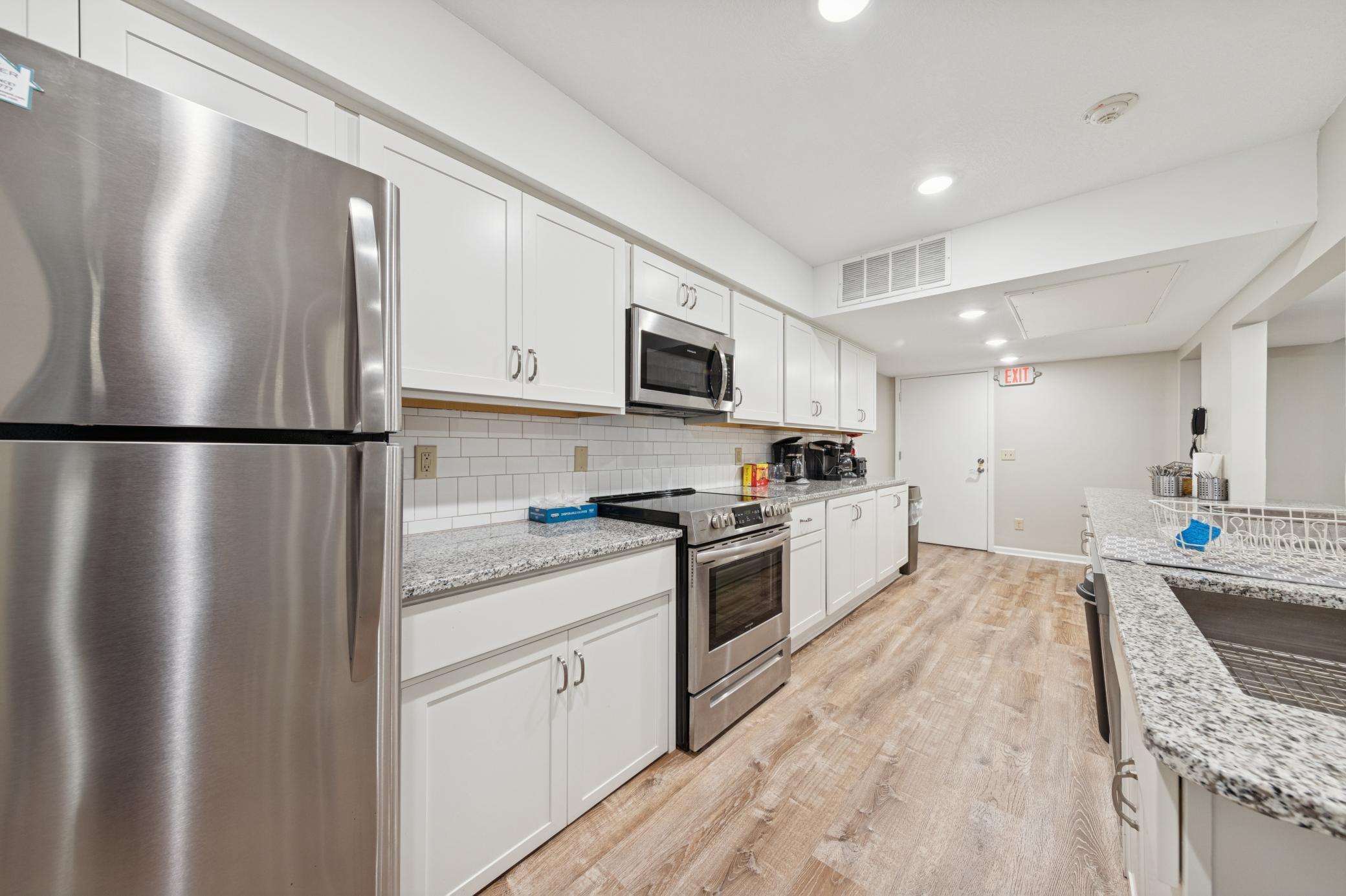 7510 Cahill Road, Unit 317B Edina, MN 55439 - Photo 17 of 30