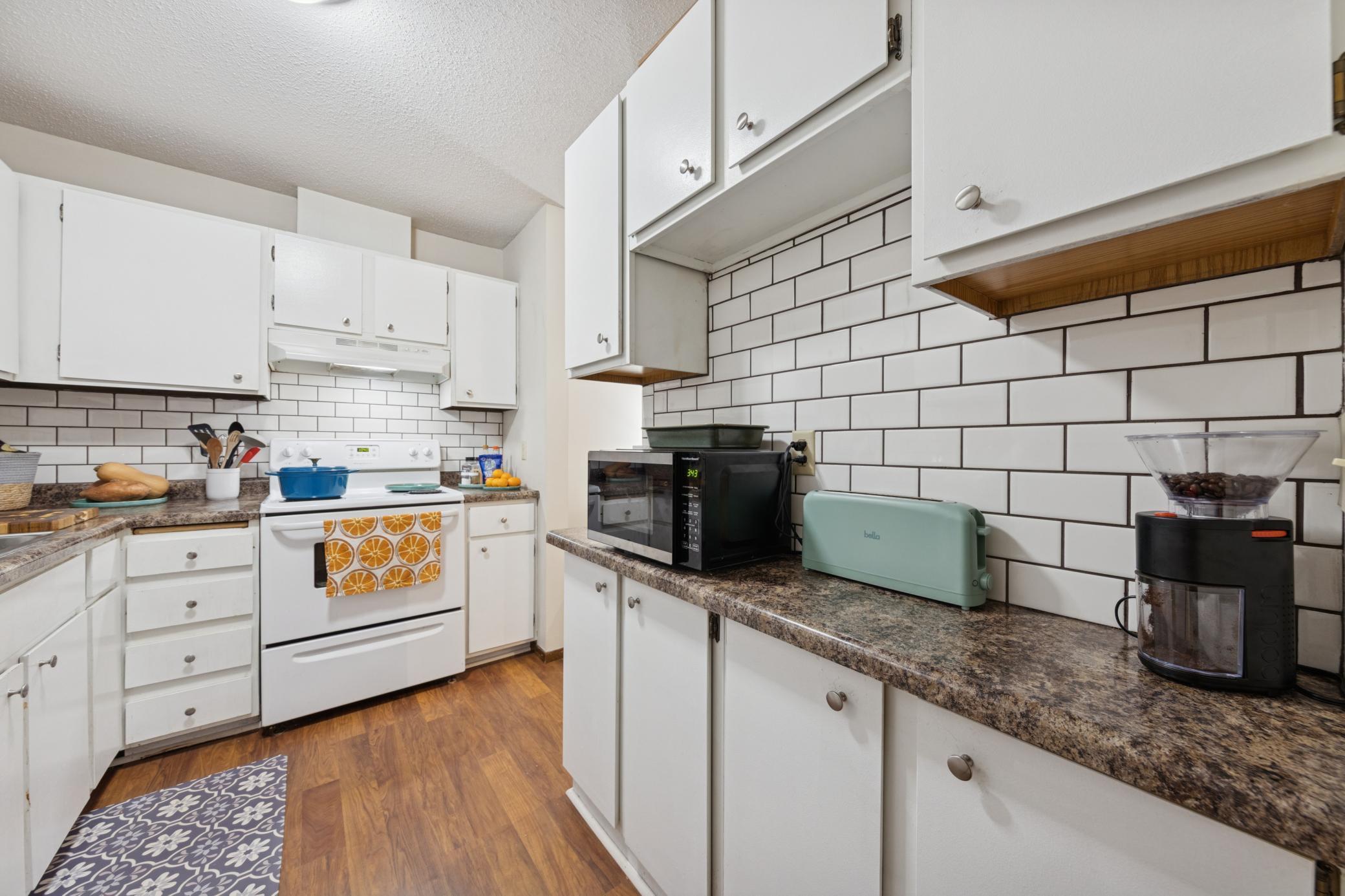 7510 Cahill Road, Unit 317B Edina, MN 55439 - Photo 3 of 30