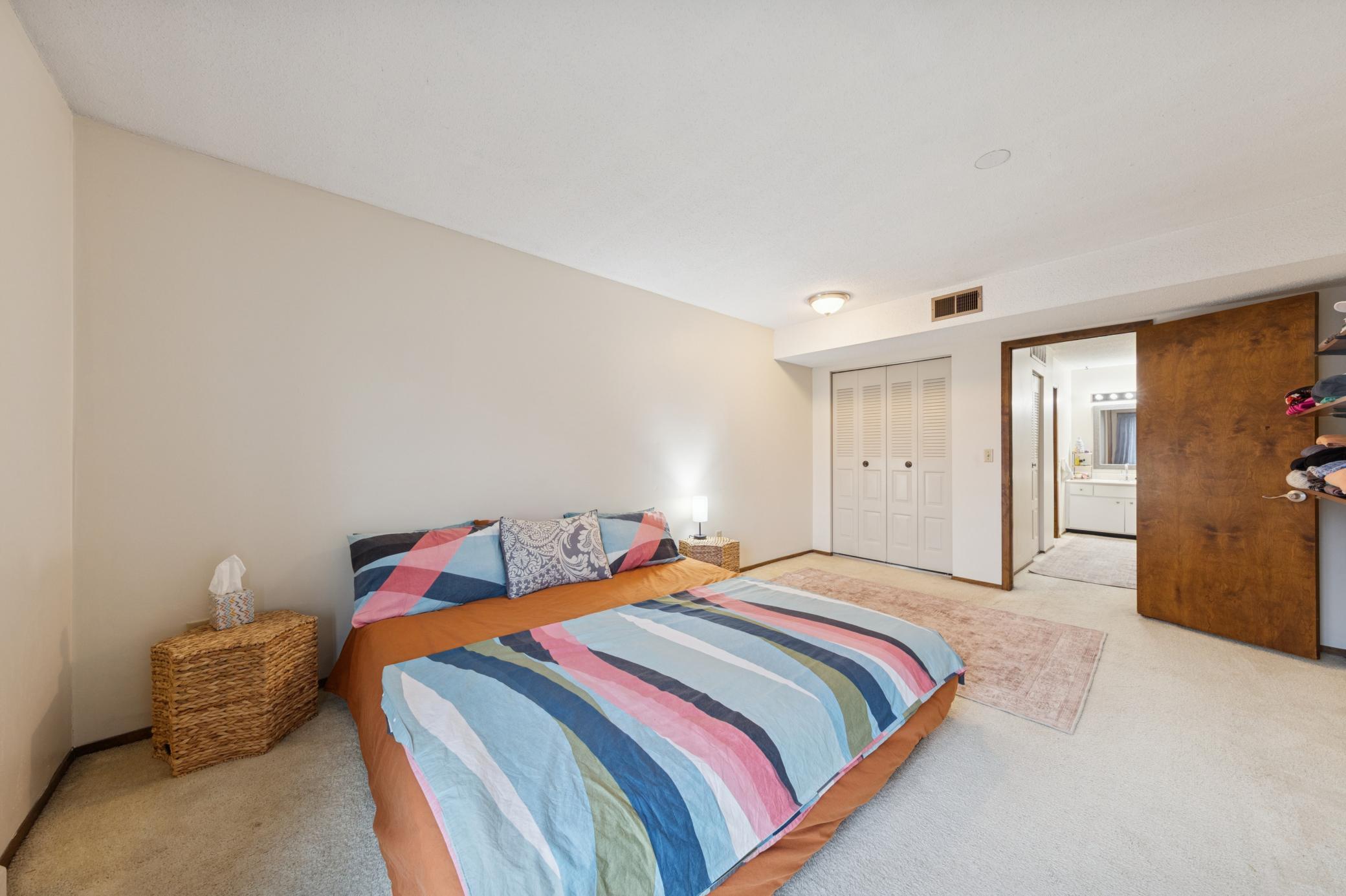 7510 Cahill Road, Unit 317B Edina, MN 55439 - Photo 4 of 30