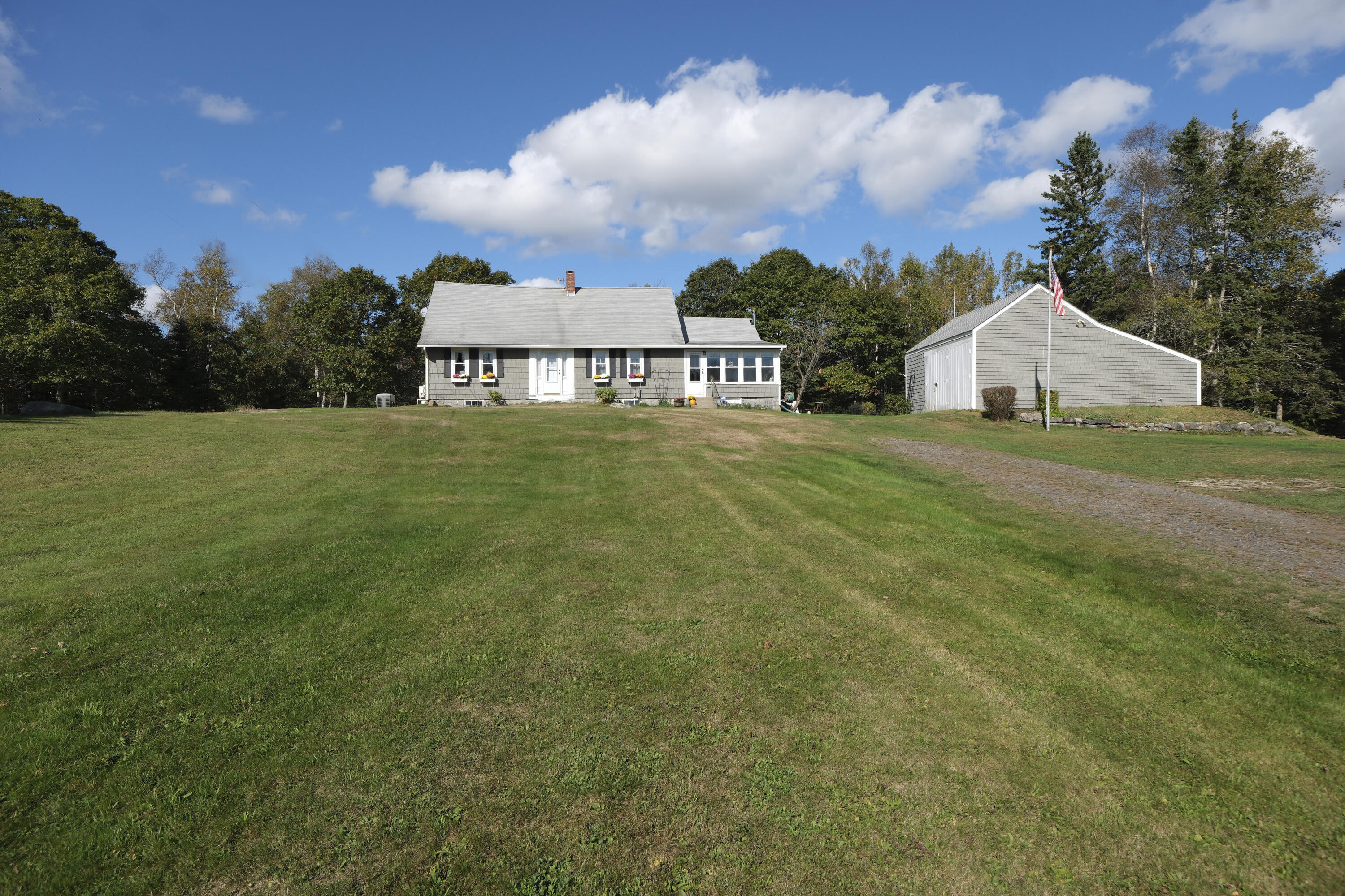 422 Wallston Road Tenants Harbor, ME 04860 - Photo 17 of 70 Approach to the home