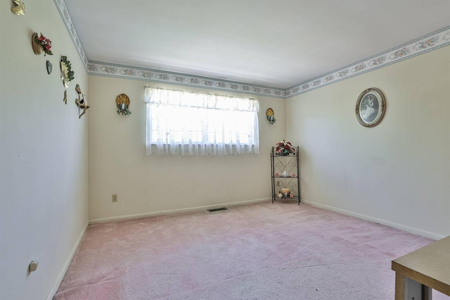 11291 Hanover Road Forest Park, OH 45240 - Photo 23 of 42