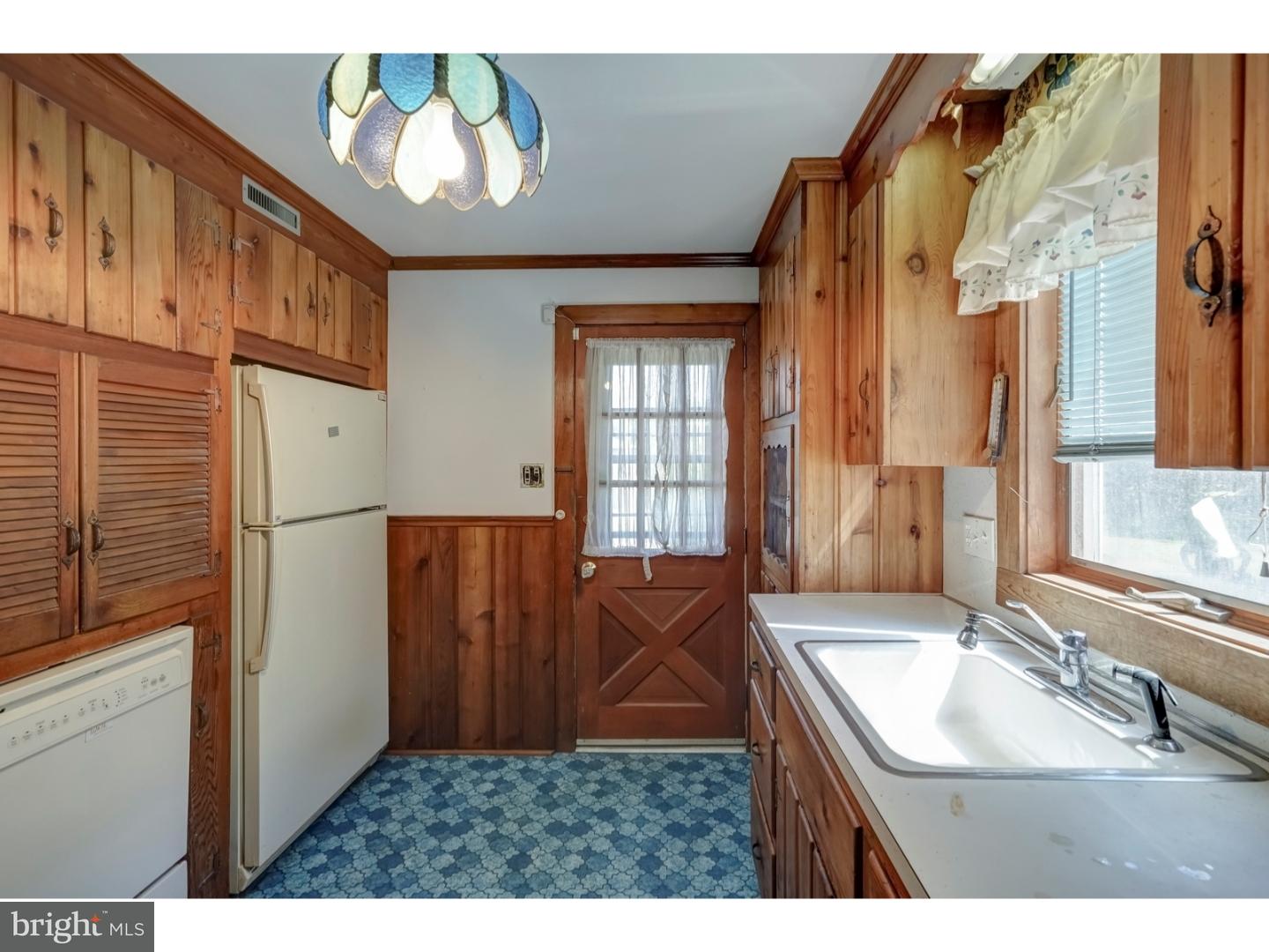 373 Front Street Atco, NJ 08004 - Photo 6 of 25 Gallery Image 6