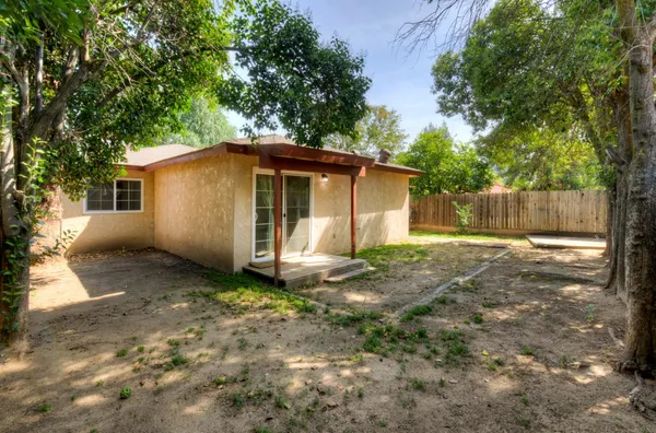 $382,200 | 5488 East Iowa Avenue, Fresno, CA 93727