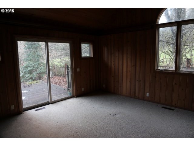 22940 South Viola Welch Road Beavercreek, OR 97004 - Photo 11 of 29 Gallery Image 11