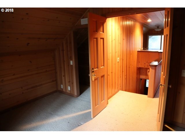 22940 South Viola Welch Road Beavercreek, OR 97004 - Photo 15 of 29 Gallery Image 15