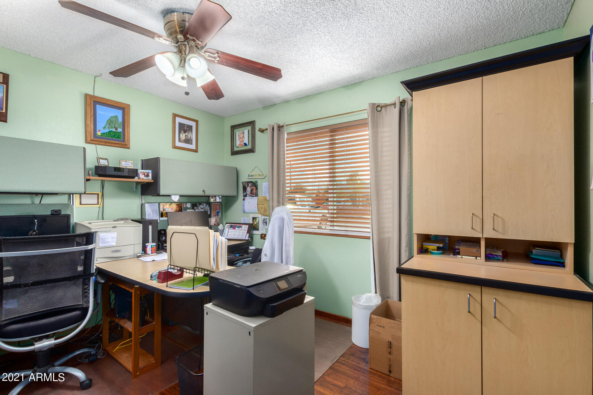 4526 East Vineyard Road Phoenix, AZ 85042 - Photo 10 of 29 21-Vineyard