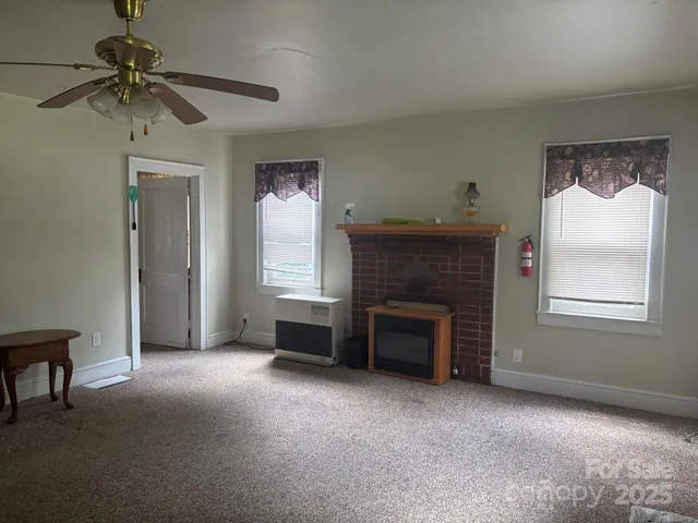 $225,000 | 164 North Mitchell Avenue, Bakersville, NC 28705