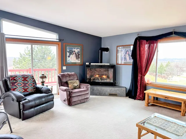 $319,000 | 368 Highpointe Loop, Mcgregor, IA 52157