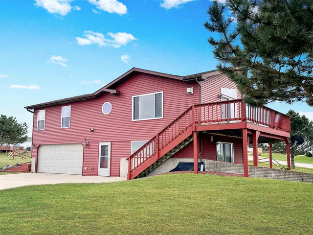 $319,000 | 368 Highpointe Loop, Mcgregor, IA 52157