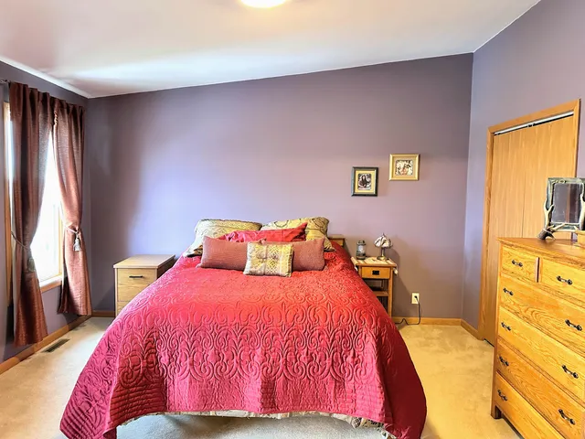 $319,000 | 368 Highpointe Loop, Mcgregor, IA 52157