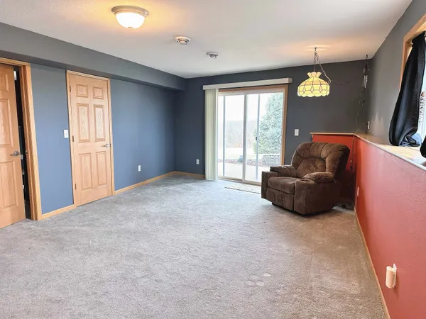 $319,000 | 368 Highpointe Loop, McGregor, IA 52157