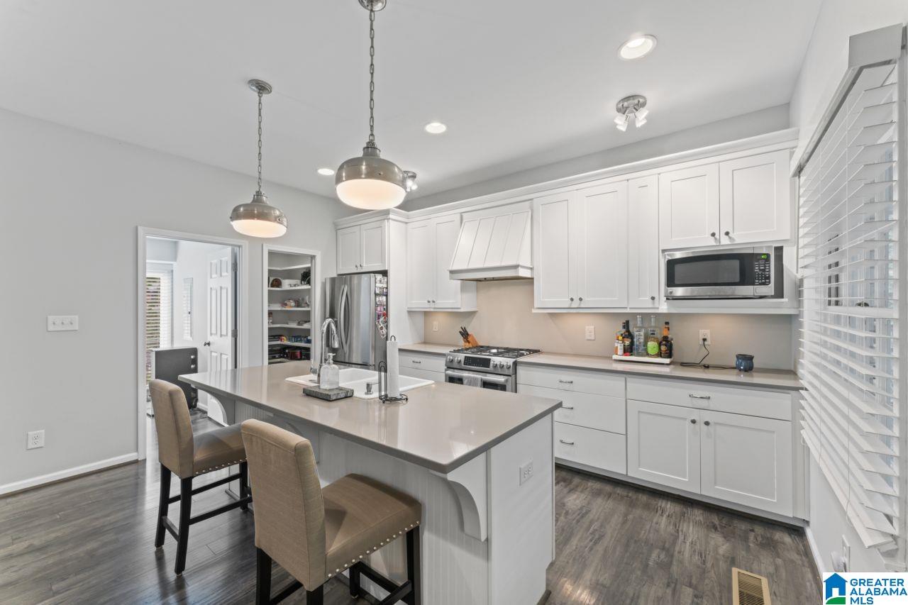 1388 Al Seier Road Birmingham, AL 35226 - Photo 16 of 39