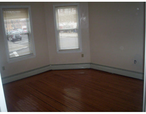 61 Shurtleff Street, Unit 2 Chelsea, MA 02150 - Photo 3 of 5 Gallery Image 3