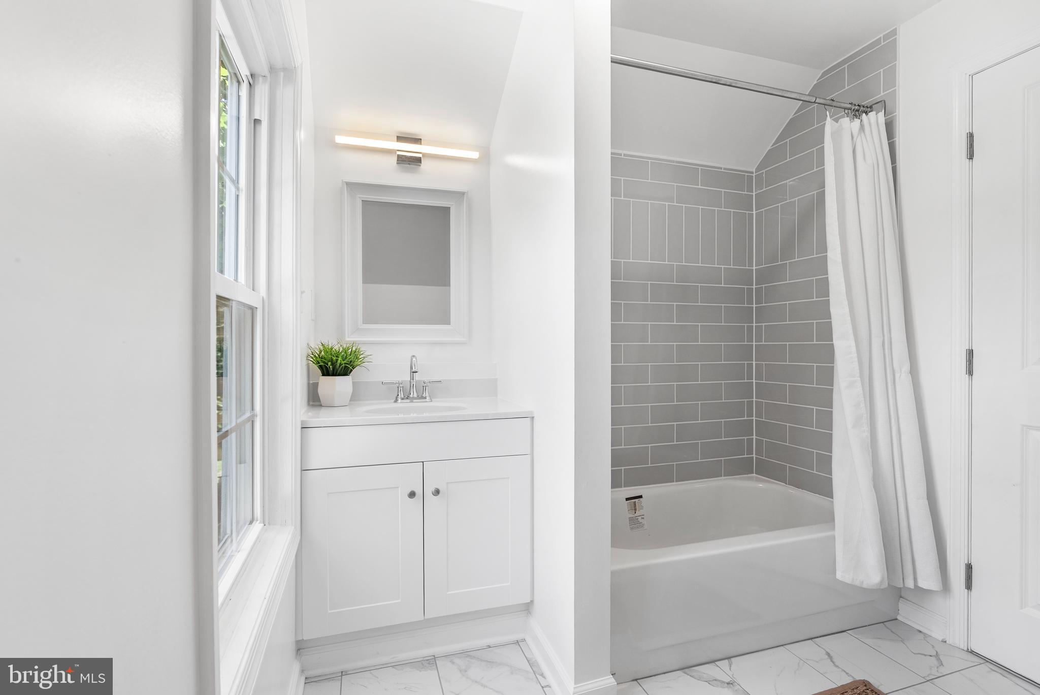 710 Anneslie Road Baltimore, MD 21212 - Photo 34 of 56 Bright and modern bathroom oasis.