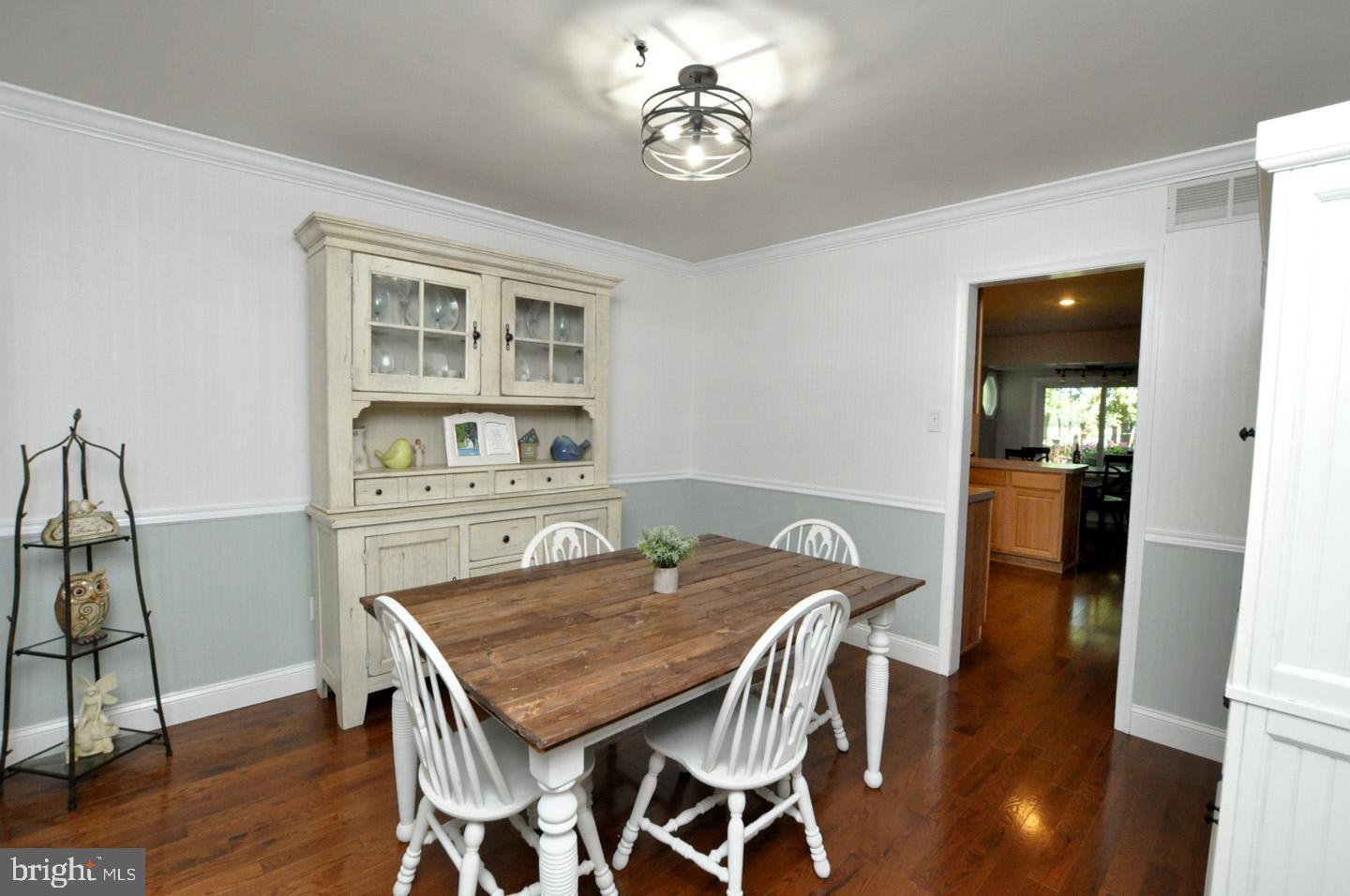 6 Pin Oak Court Tabernacle, NJ 08088 - Photo 7 of 38