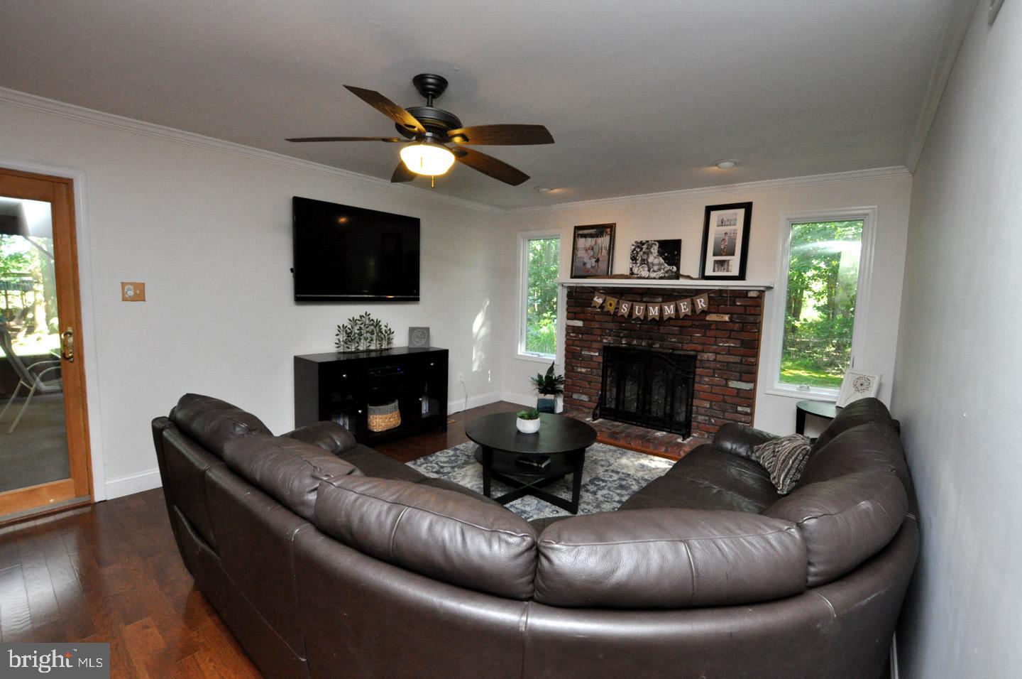 6 Pin Oak Court Tabernacle, NJ 08088 - Photo 9 of 38