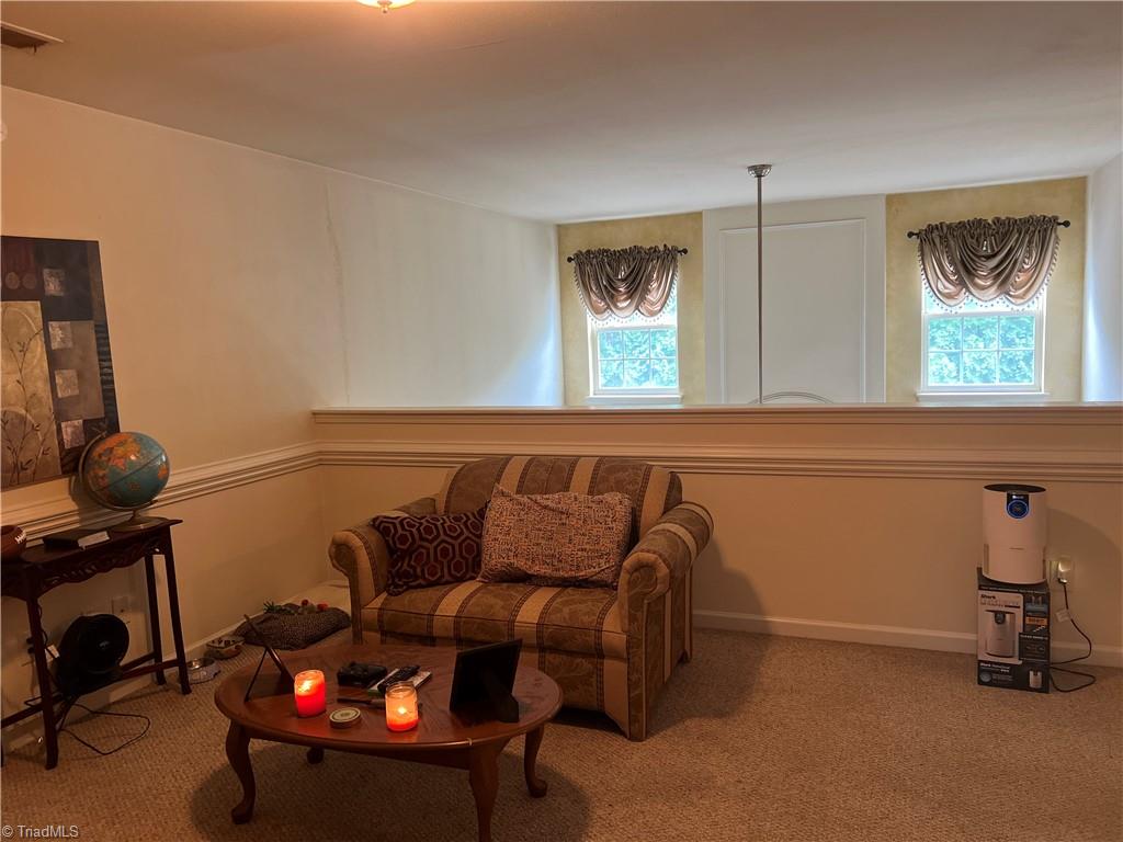 721 Spinning Wheel Point High Point, NC 27265 - Photo 32 of 46