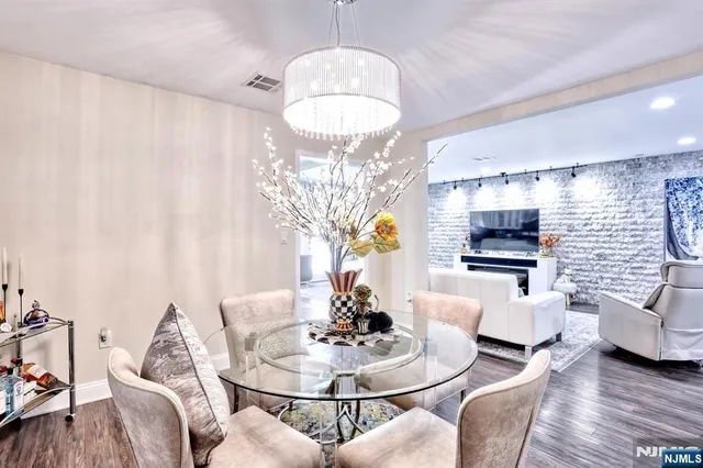 $825,000 | 119 Crystal Street, North Arlington, NJ 07031