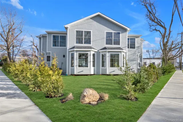 $8,500 | 1 Manhasset Avenue, Unit A, Port Washington, NY 11050