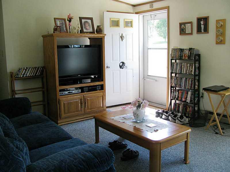 108 Wildcat Road Friedens, PA 15541 - Photo 3 of 17 Living Room.
