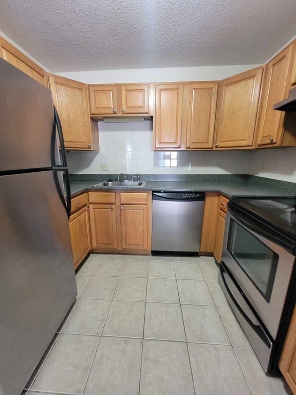 10 Rutledge Street, Unit 1E Worcester, MA 01604 - Photo 7 of 17 Gallery Image 7