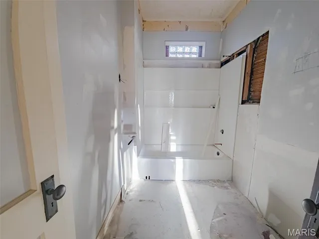 $94,900 | 506 West Clay Street, Collinsville, IL 62234