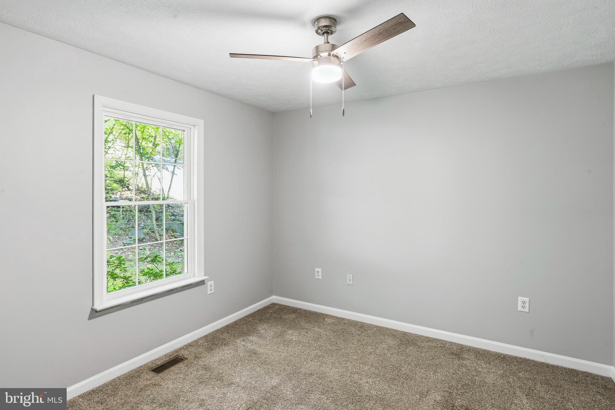 997 Wilderness Road Linden, VA 22642 - Photo 34 of 61 Bedroom 3