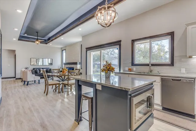 $349,900 | 429 East Karla Avenue, Haysville, KS 67060