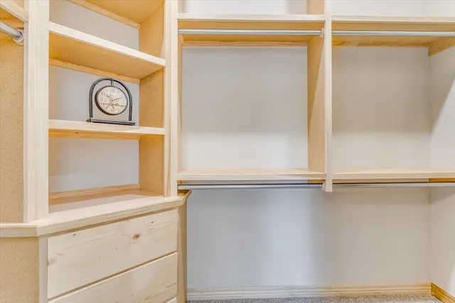 $349,900 | 429 East Karla Avenue, Haysville, KS 67060