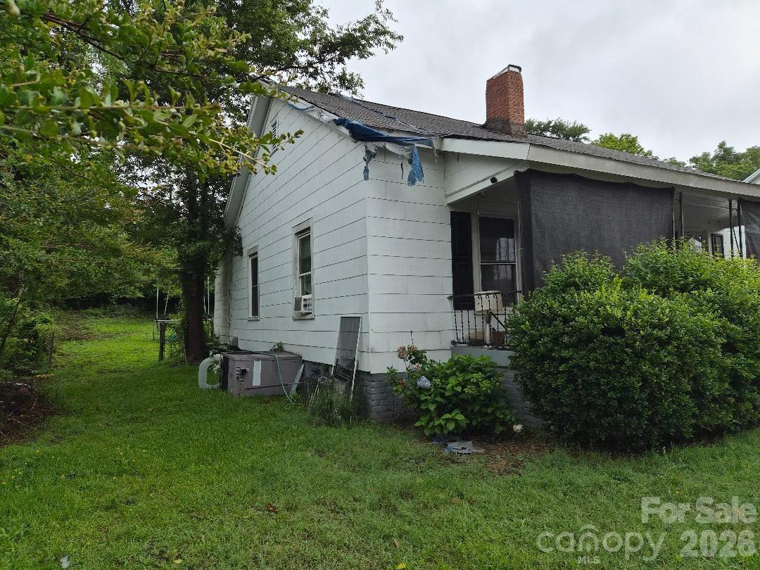 6 Hampton Street Great Falls, SC 29055 - Photo 1 of 2