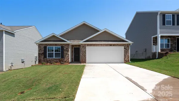 $397,690 | 135 Wildbrook Drive, Waynesville, NC 28785