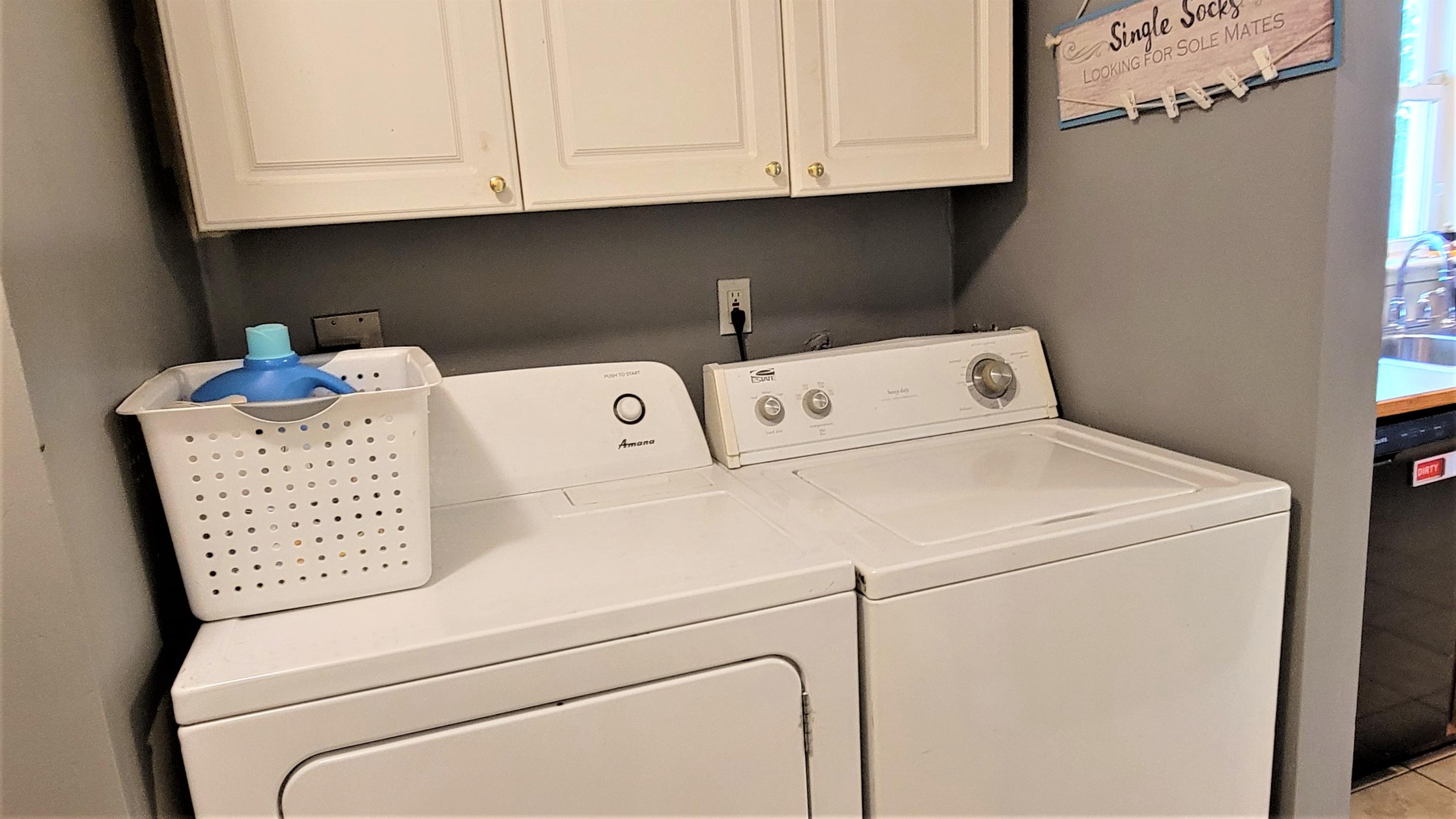 9 Meadow Brook Lane Surry, ME 04684 - Photo 38 of 42 Washer dryer