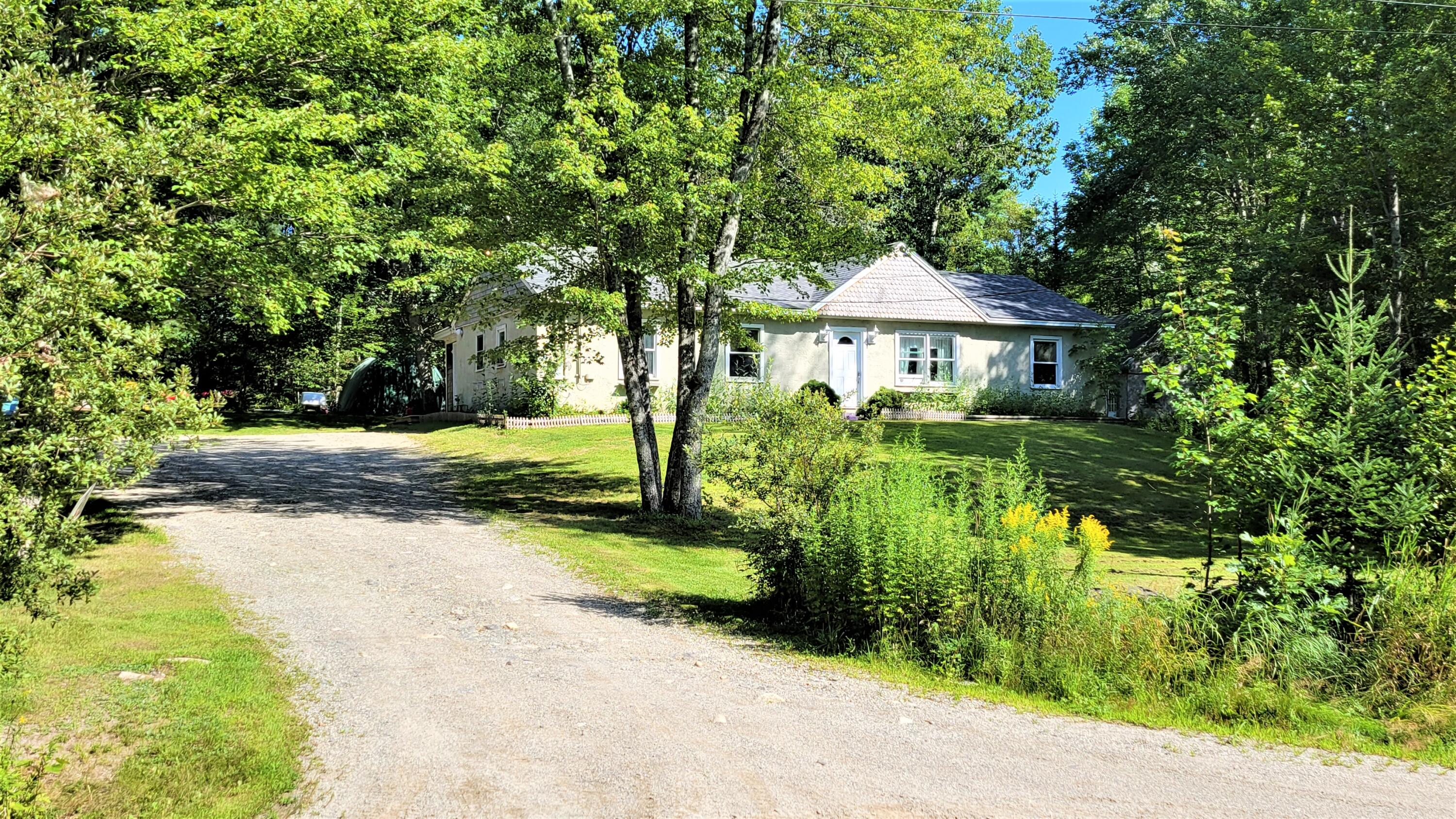 9 Meadow Brook Lane Surry, ME 04684 - Photo 4 of 42 Outside 9