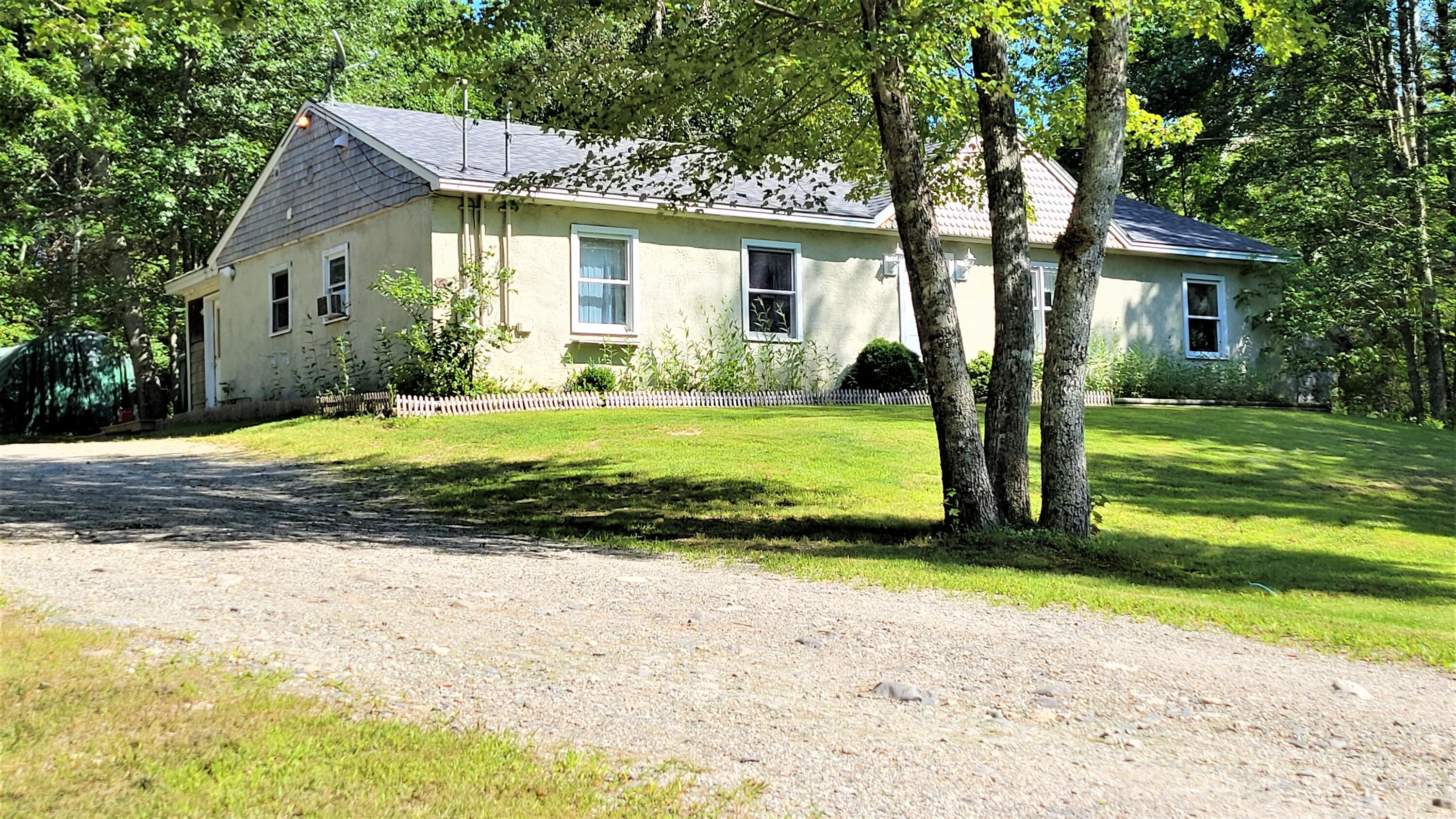 9 Meadow Brook Lane Surry, ME 04684 - Photo 5 of 42 Outside 10