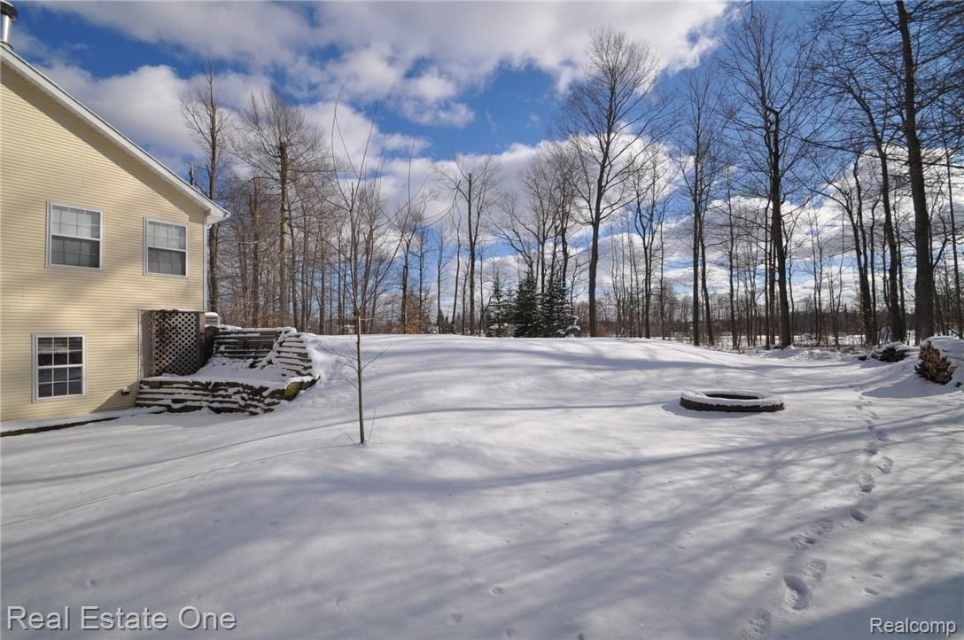 3833 Rochester Road Leonard, MI 48367 - Photo 24 of 30 24.JPG