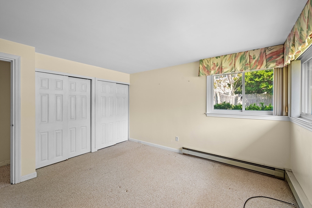 64 Amherst Road Beverly, MA 01915 - Photo 19 of 36