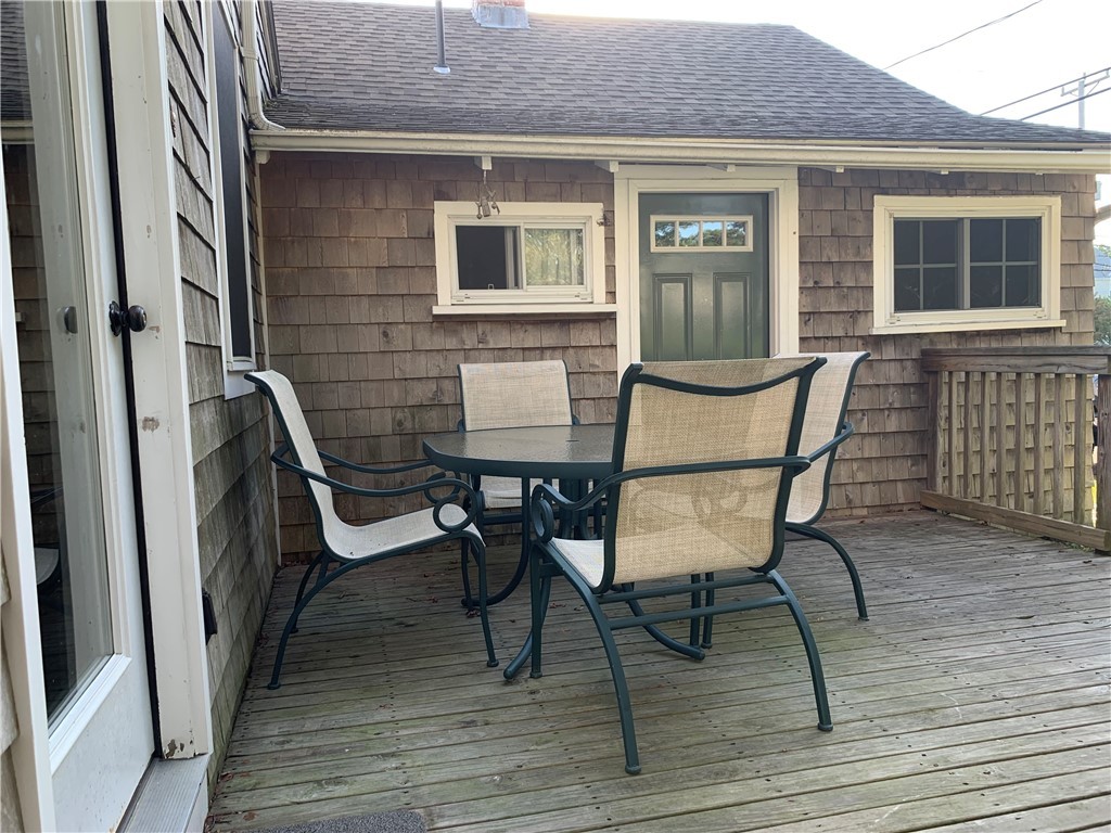 16 North Road Jamestown, RI 02835 - Photo 8 of 27 Just off the Kitchen is this nice deck for outdoor dining!