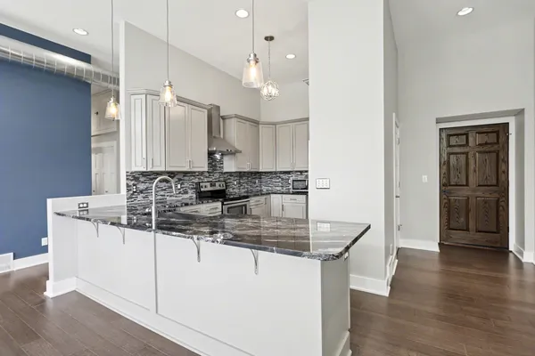 $369,900 | 2214 South State Street, Unit 209, St. Joseph, MI 49085