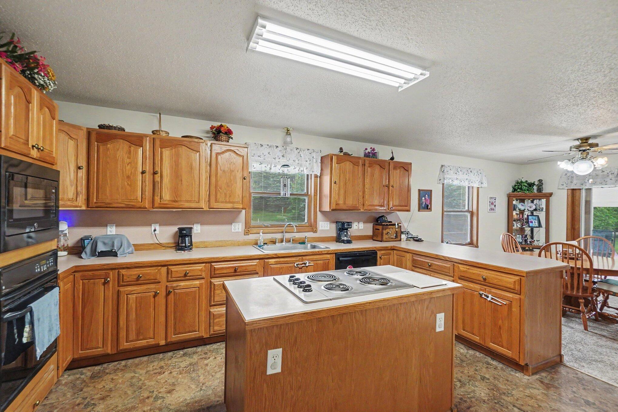 4485 South Miles Road Sheridan, MI 48884 - Photo 2 of 79 010_file_5203