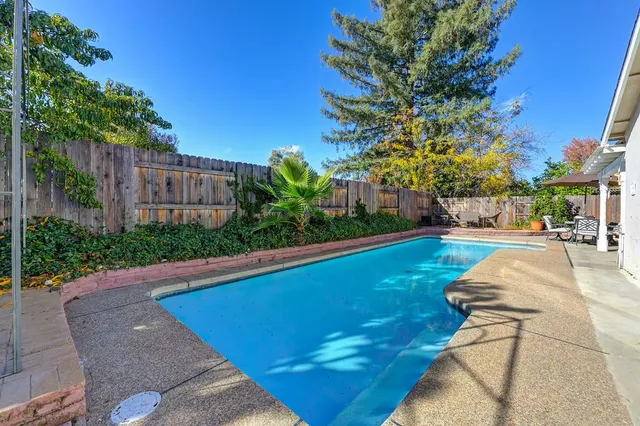 a house view with a outdoor space