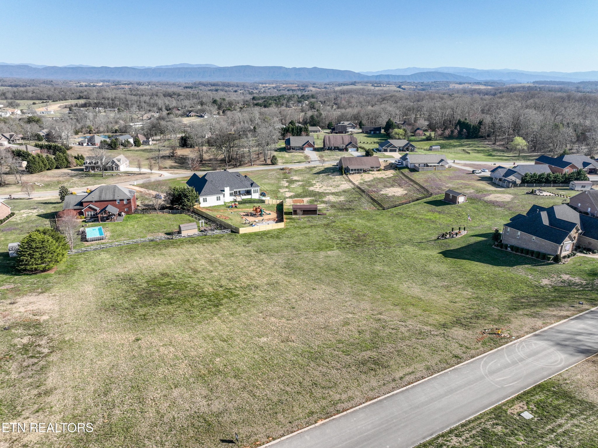 1170 Houston Springs Road Greenback, TN 37742 - Photo 5 of 17