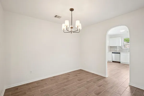$2,000 | 11926 Panay Drive, Houston, TX 77048