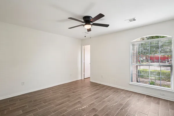 $2,000 | 11926 Panay Drive, Houston, TX 77048