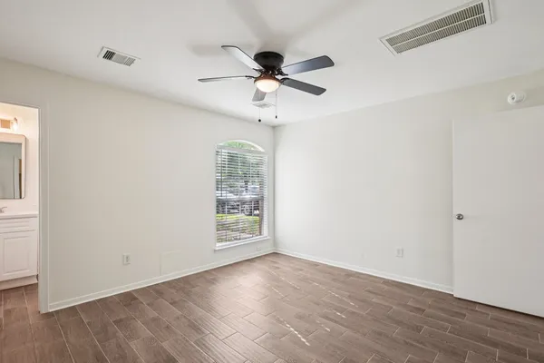 $2,000 | 11926 Panay Drive, Houston, TX 77048