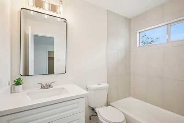 $2,000 | 11926 Panay Drive, Houston, TX 77048