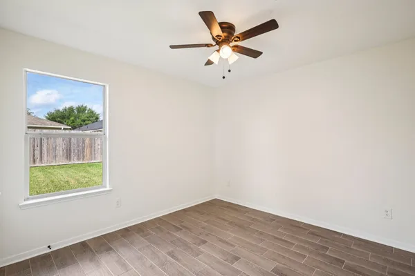 $2,000 | 11926 Panay Drive, Houston, TX 77048